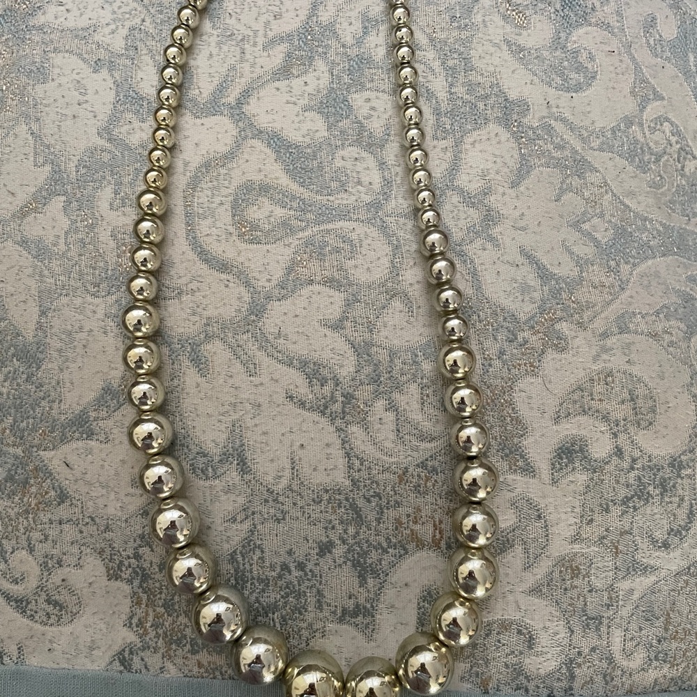 Elegant Silver Beaded Necklace